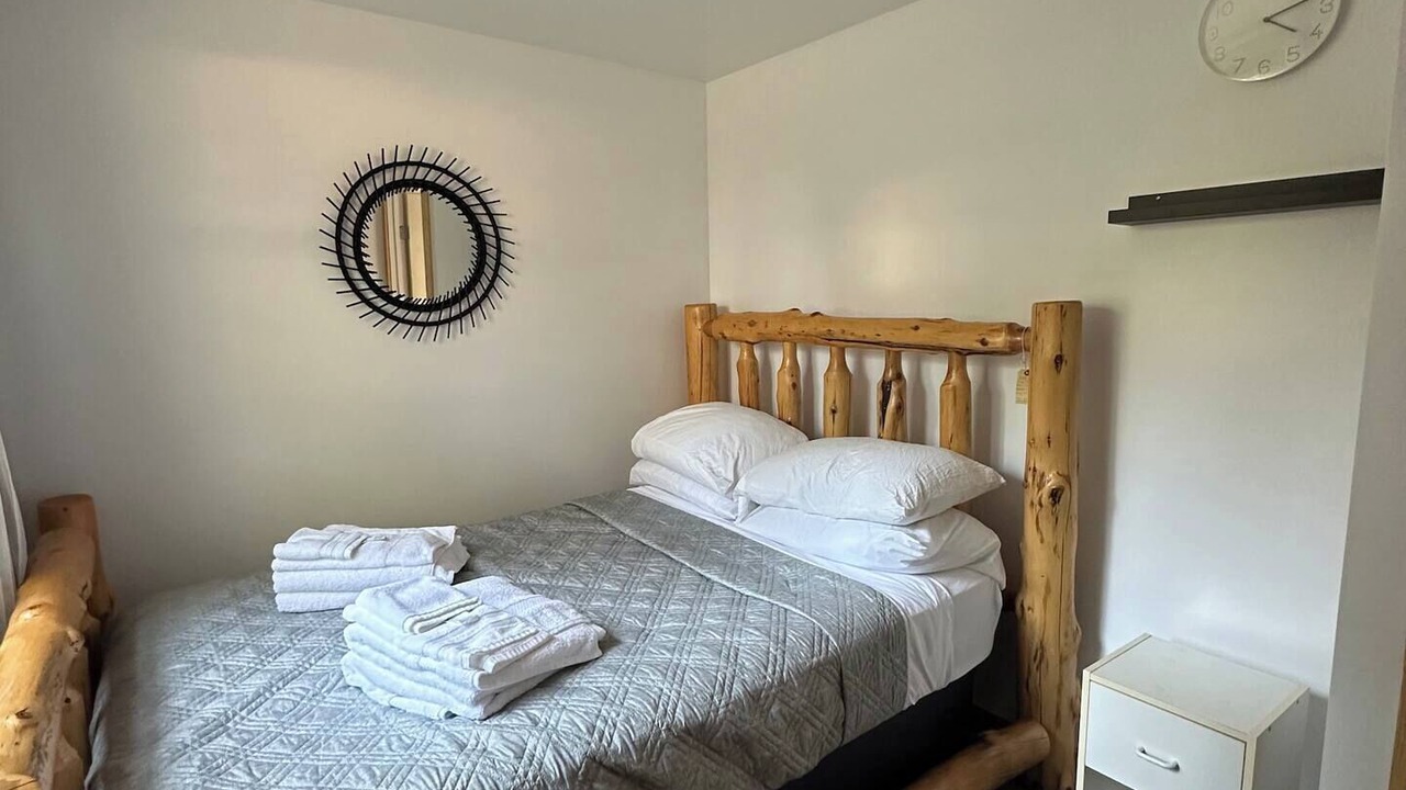 Photo of Bedroom in Falcon Lake