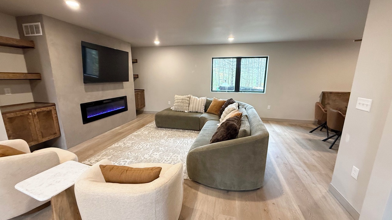 Photo of Livingroom in Hager City