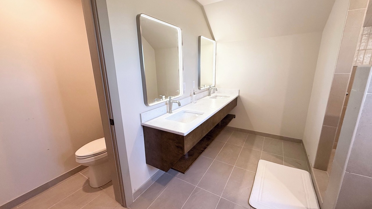 Photo of Bathroom in Hager City