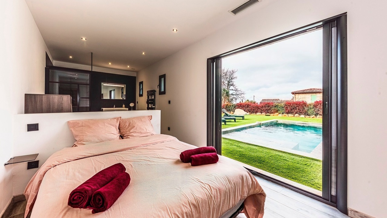 Photo of Bedroom in Aups