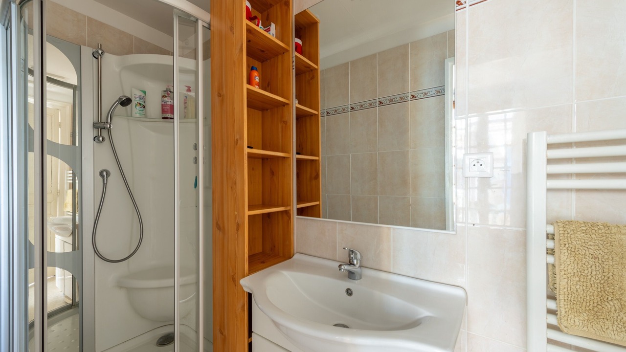 Photo of Bathroom in Mers-les-Bains