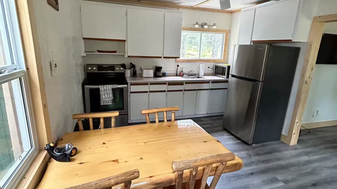 Photo of Kitchen in Falcon Lake
