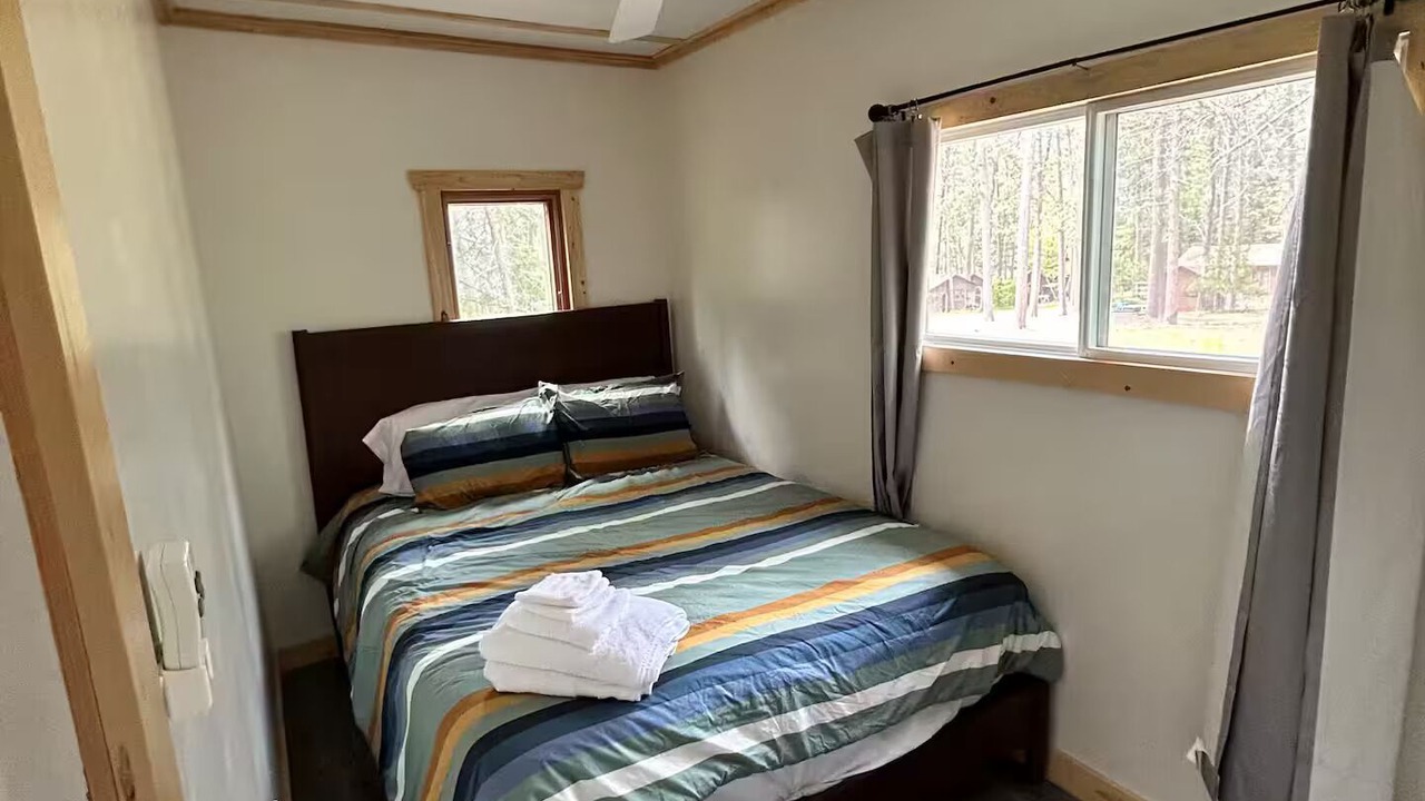 Photo of Bedroom in Falcon Lake