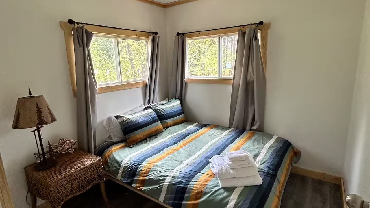 Photo of Bedroom in Falcon Lake