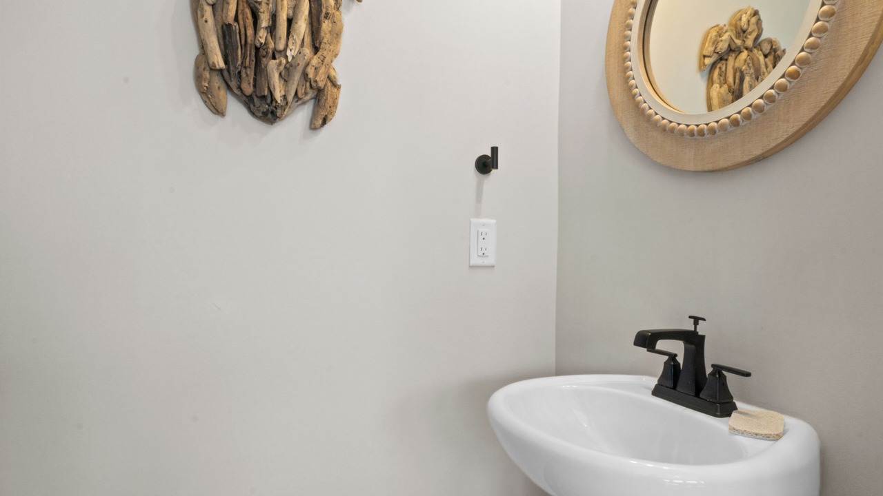 Photo of Bathroom in Indian Pass