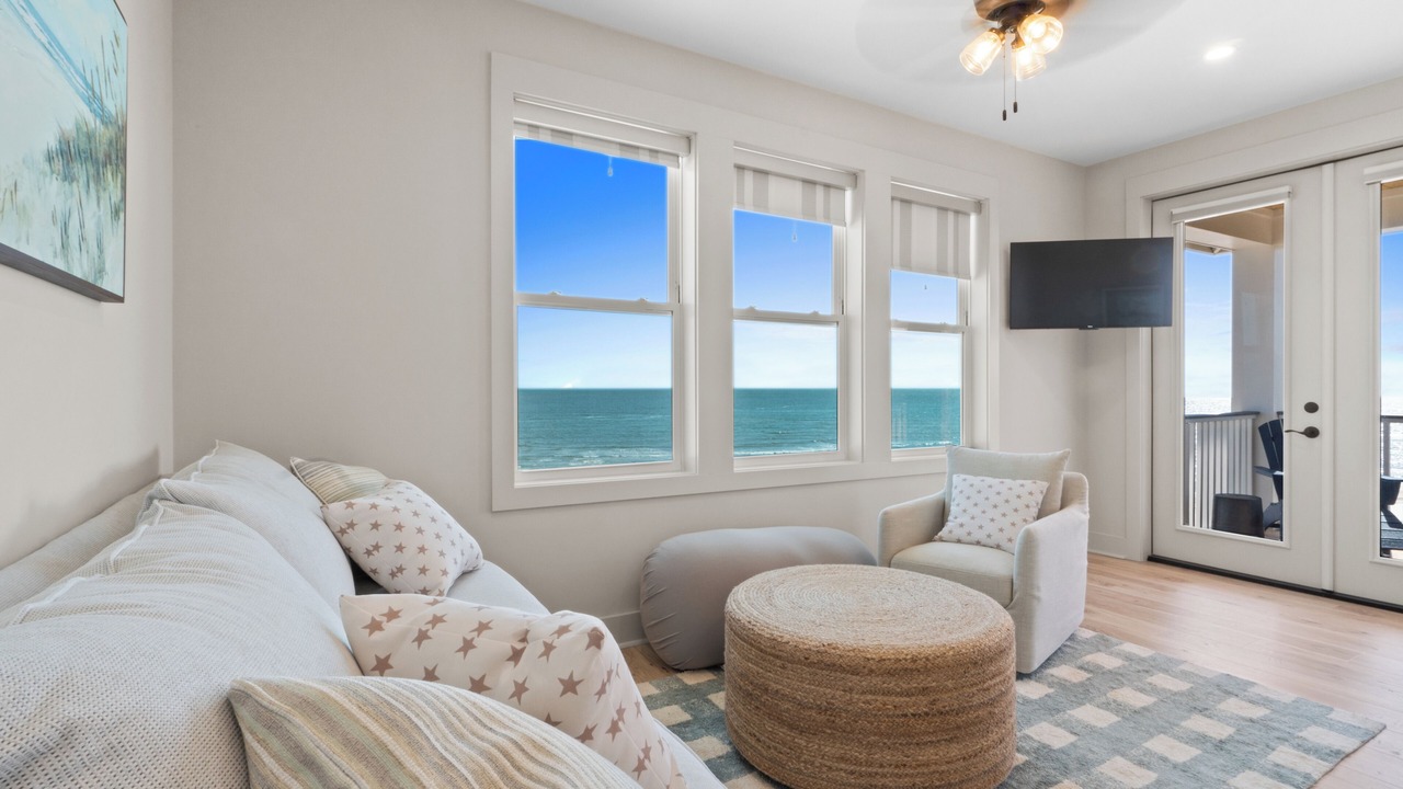 Photo of Livingroom in Indian Pass