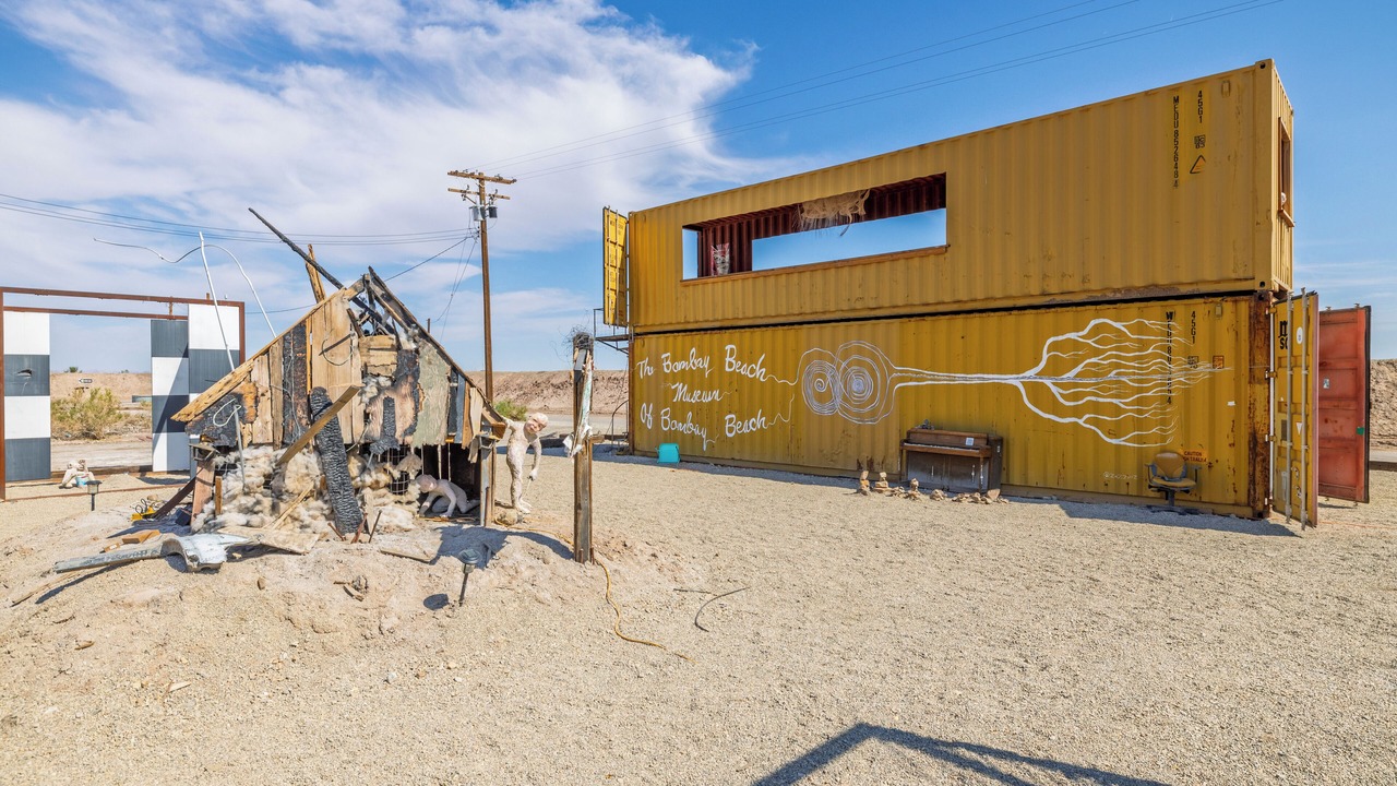 Photo of Others in Bombay Beach