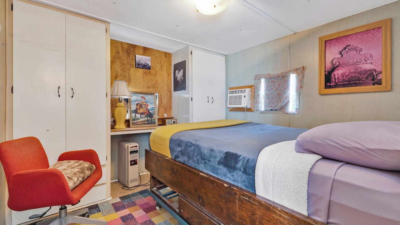 Photo of Bedroom in Bombay Beach