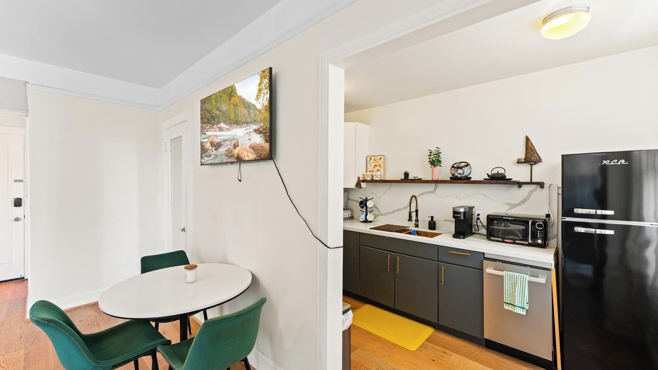 Photo of Kitchen in Downtown Long Beach
