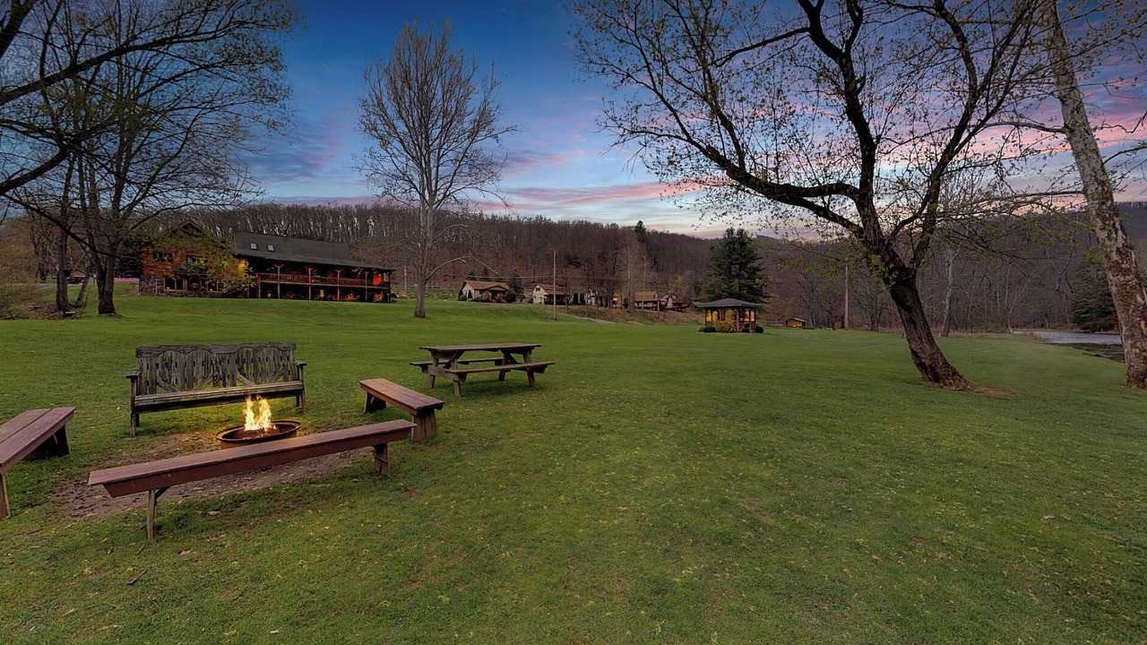 Photo of Outdoor in Gaines