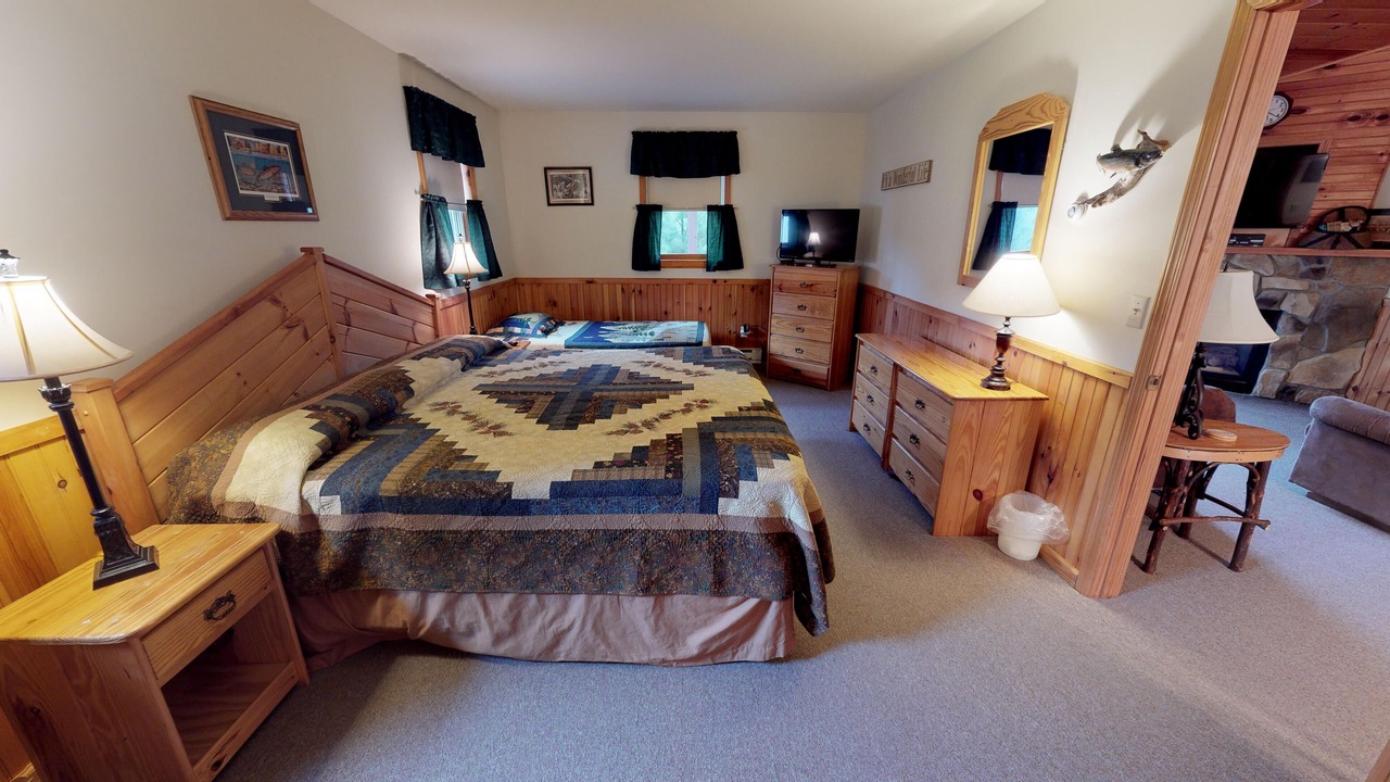 Photo of Bedroom in Gaines