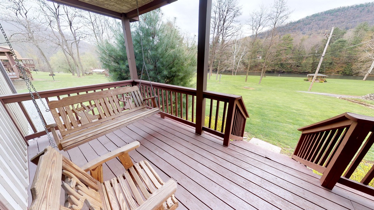 Photo of Outdoor in Gaines
