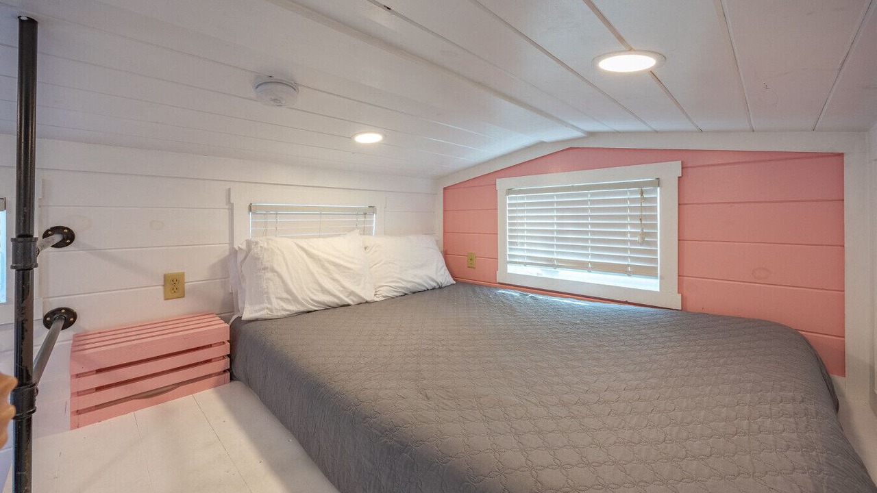 Photo of Bedroom in Matlacha
