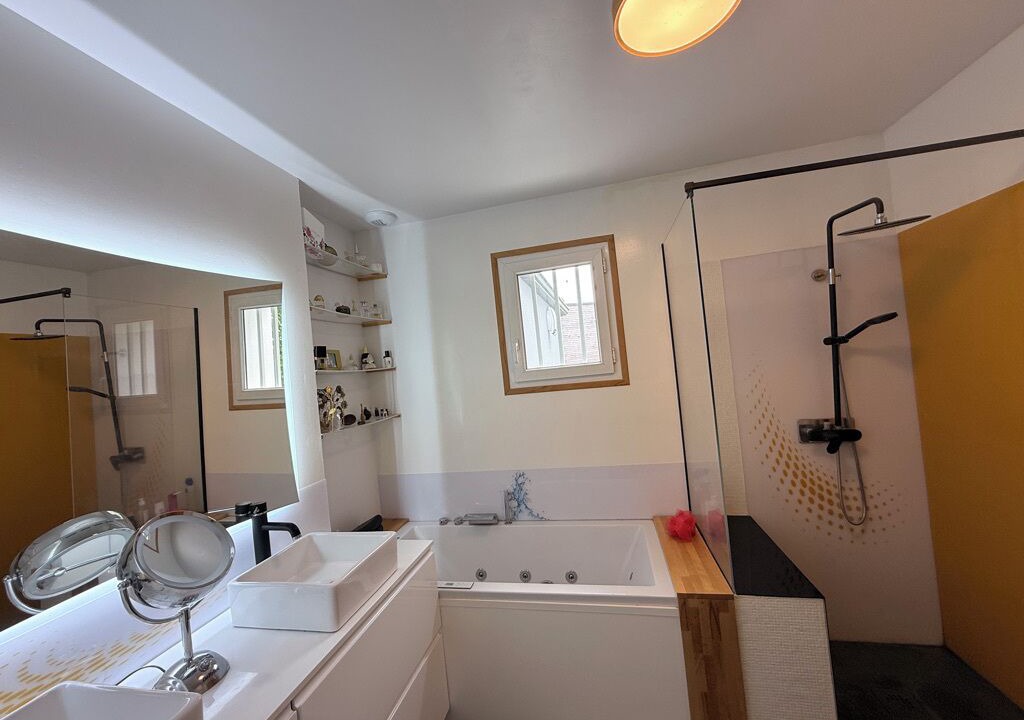 Photo of Bathroom in Sainte-Pazanne