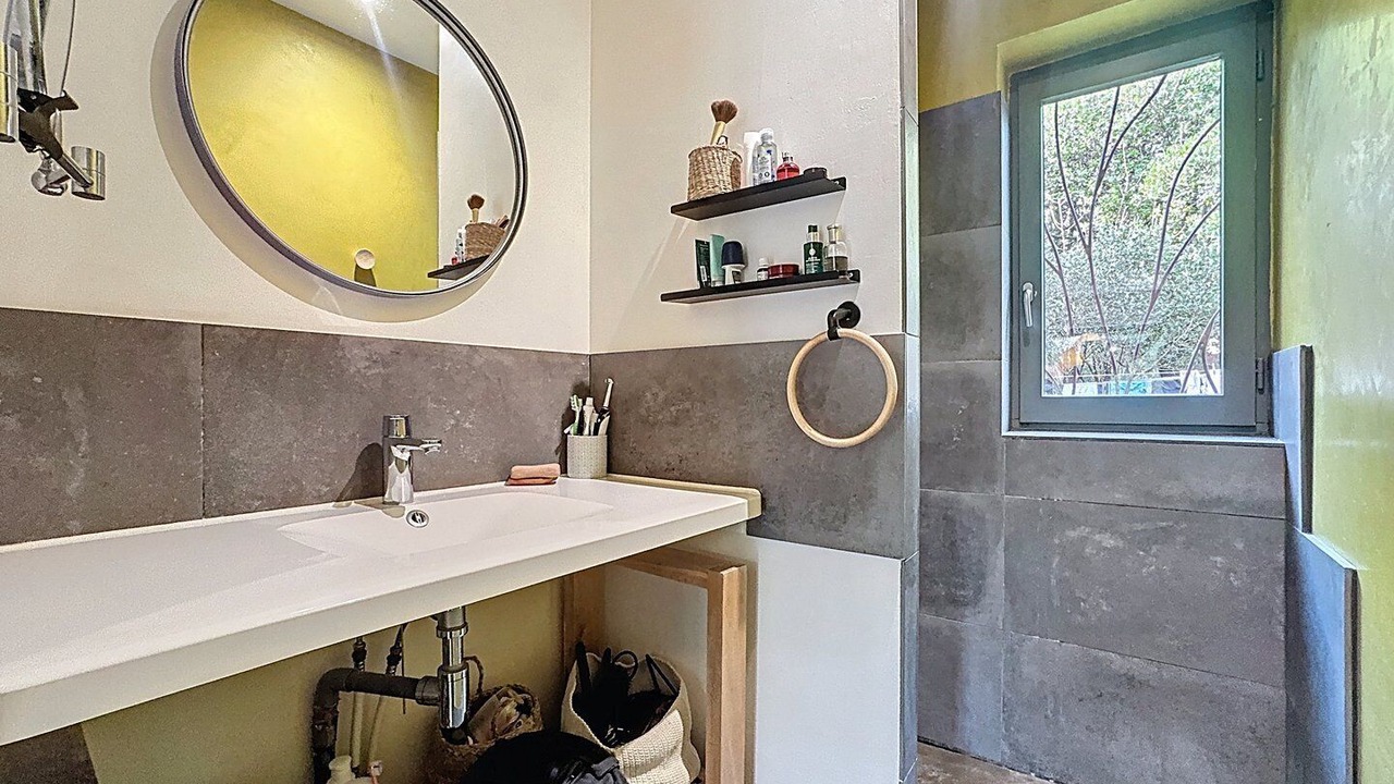 Photo of Bathroom in Viols-le-Fort