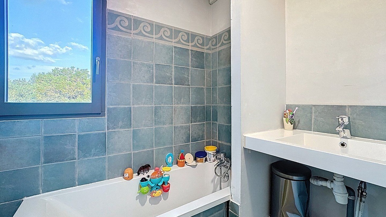 Photo of Bathroom in Viols-le-Fort