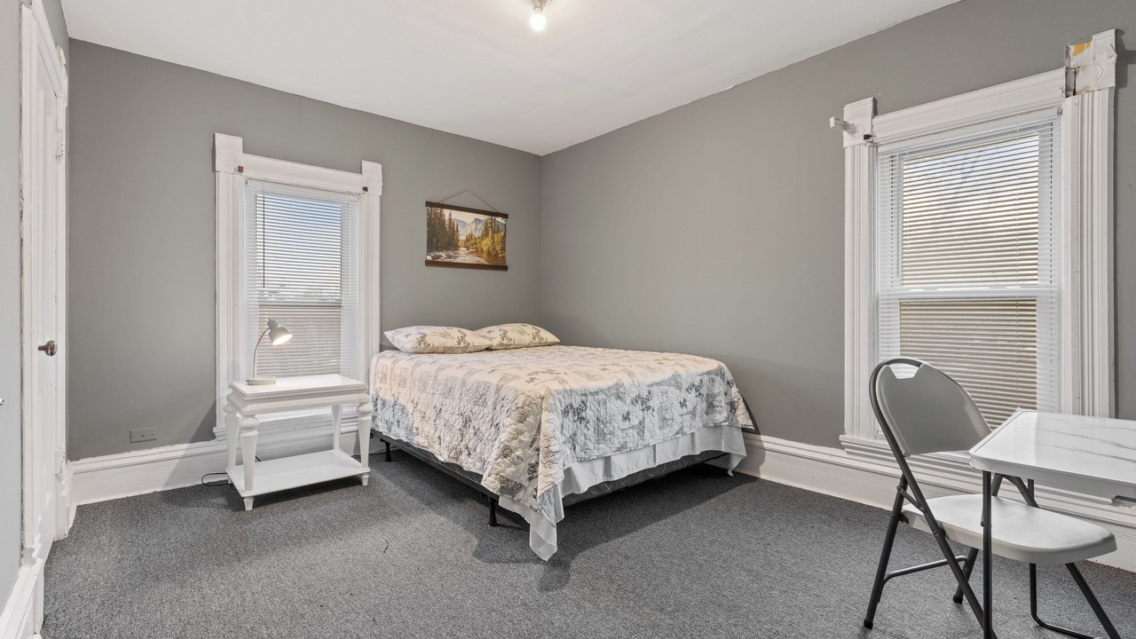 Photo of Bedroom in Fox Valley