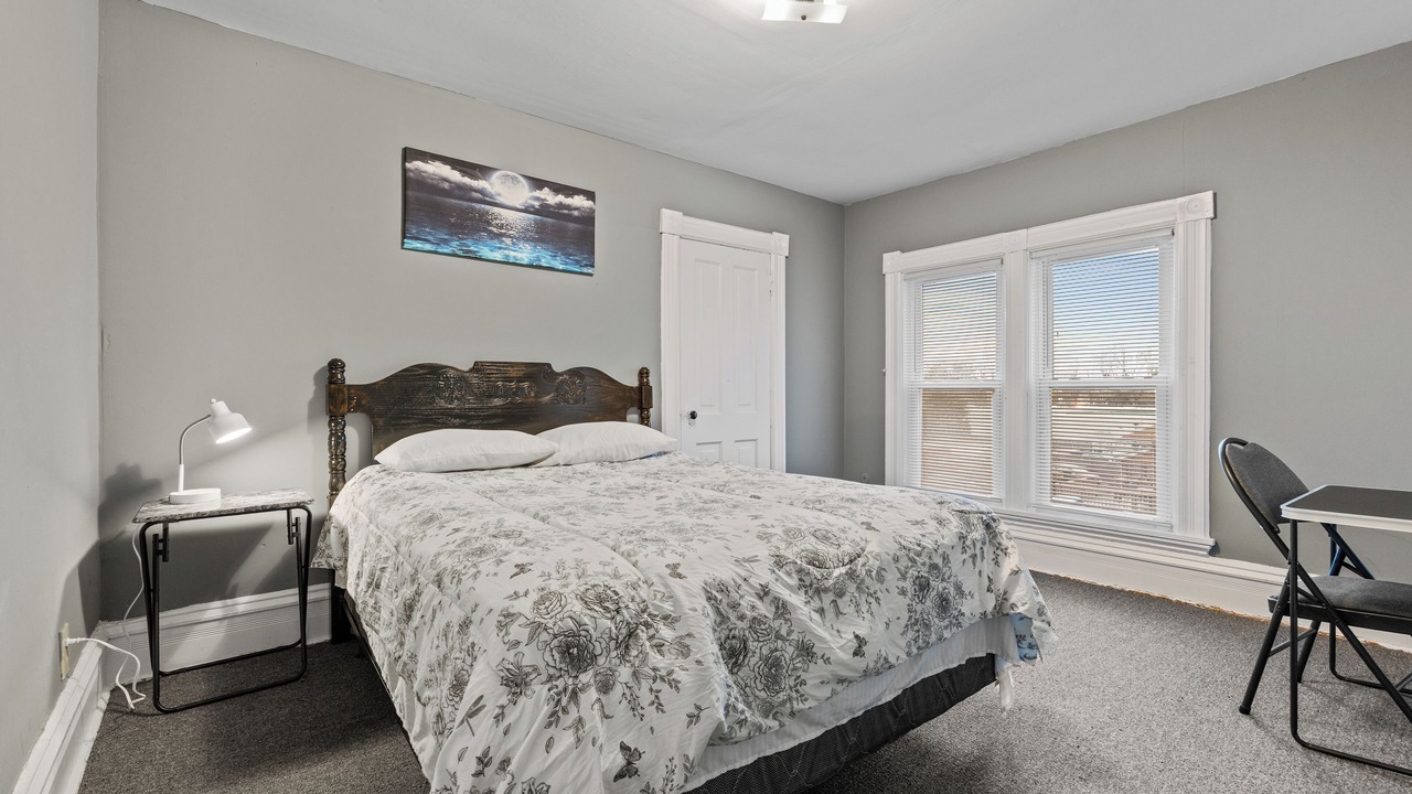 Photo of Bedroom in Fox Valley