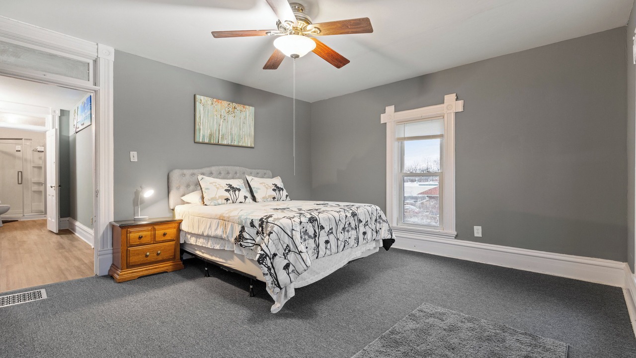 Photo of Bedroom in Fox Valley