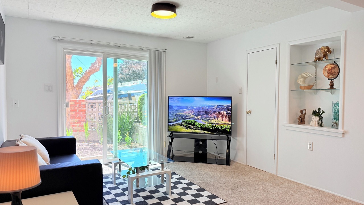 Photo of Livingroom in El Cerrito