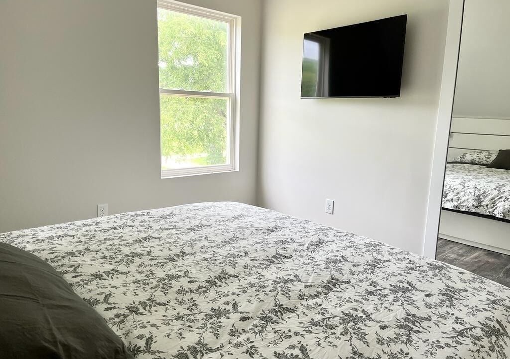 Photo of Bedroom in East Shore