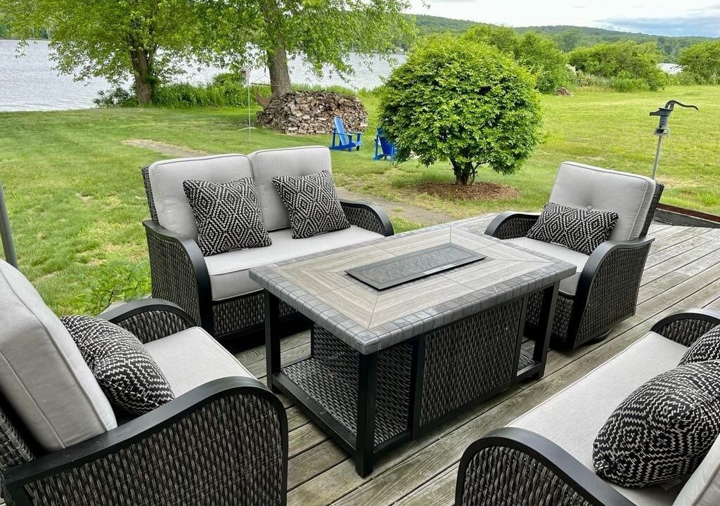 Photo of Patio Balcony in East Shore