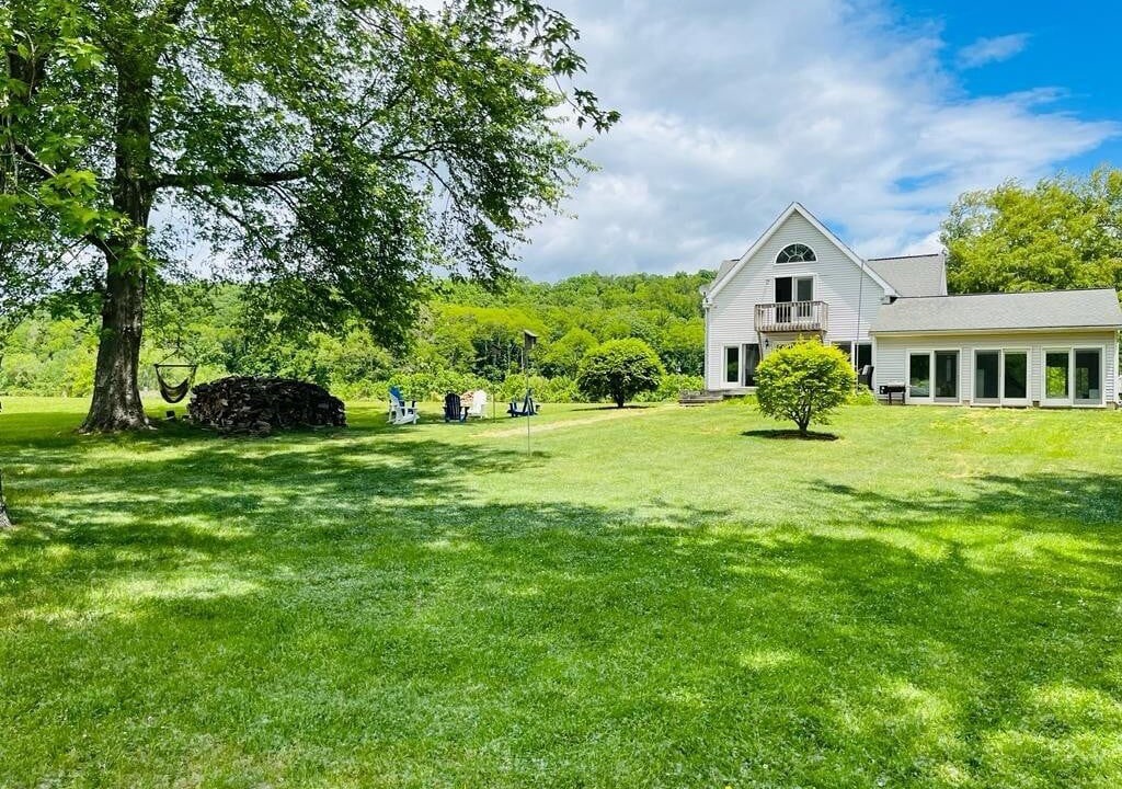 Photo of Outdoor in East Shore