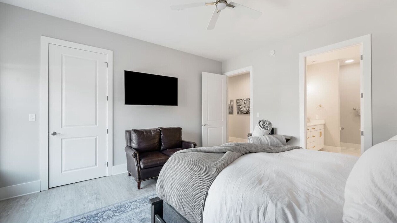 Photo of Bedroom in Central Business District