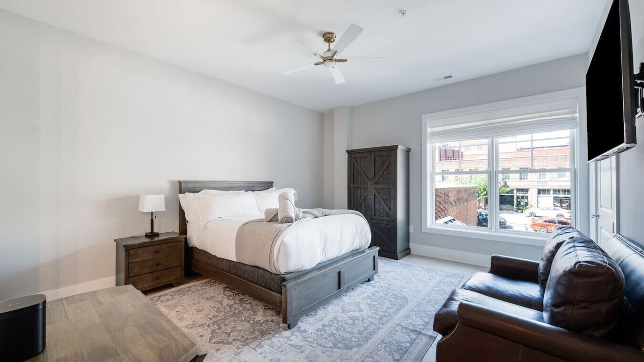 Photo of Bedroom in Central Business District