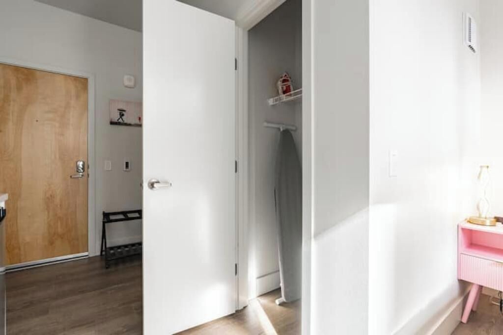 Photo of Others in First Hill