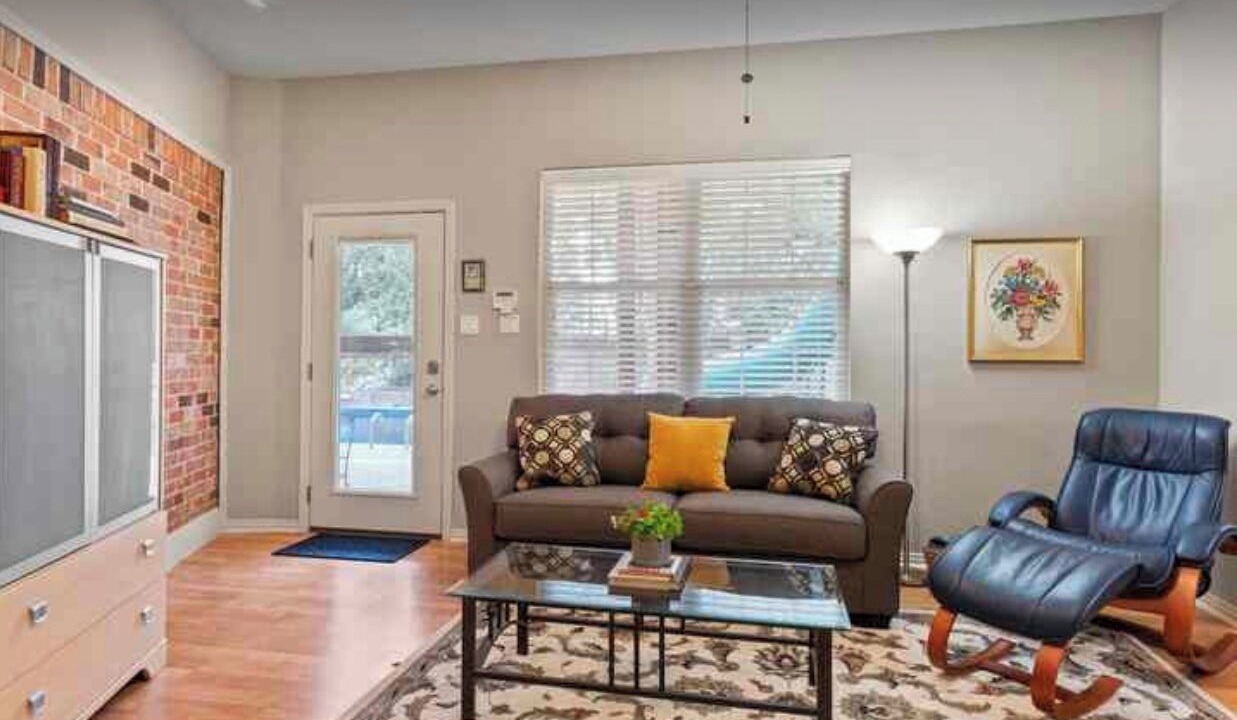 Photo of Livingroom in Austin