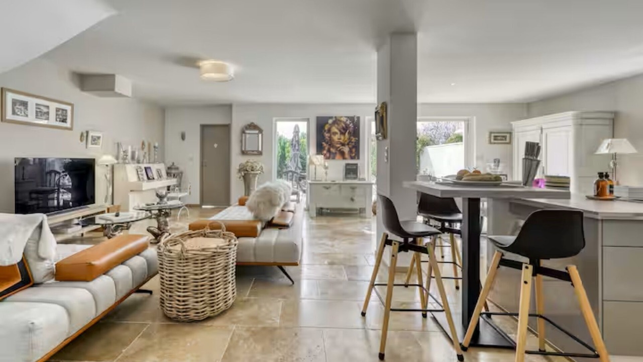 Photo of Livingroom in Villelaure