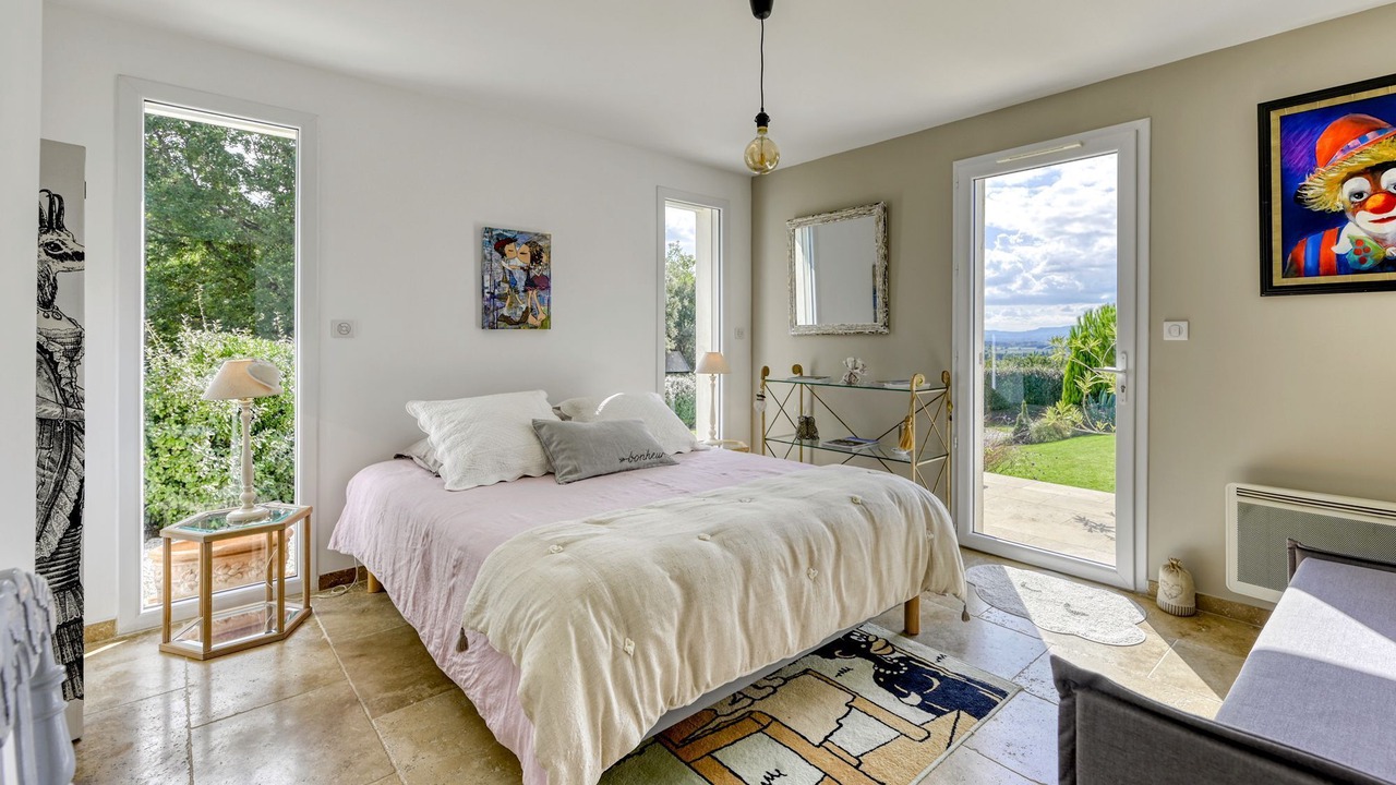 Photo of Bedroom in Villelaure