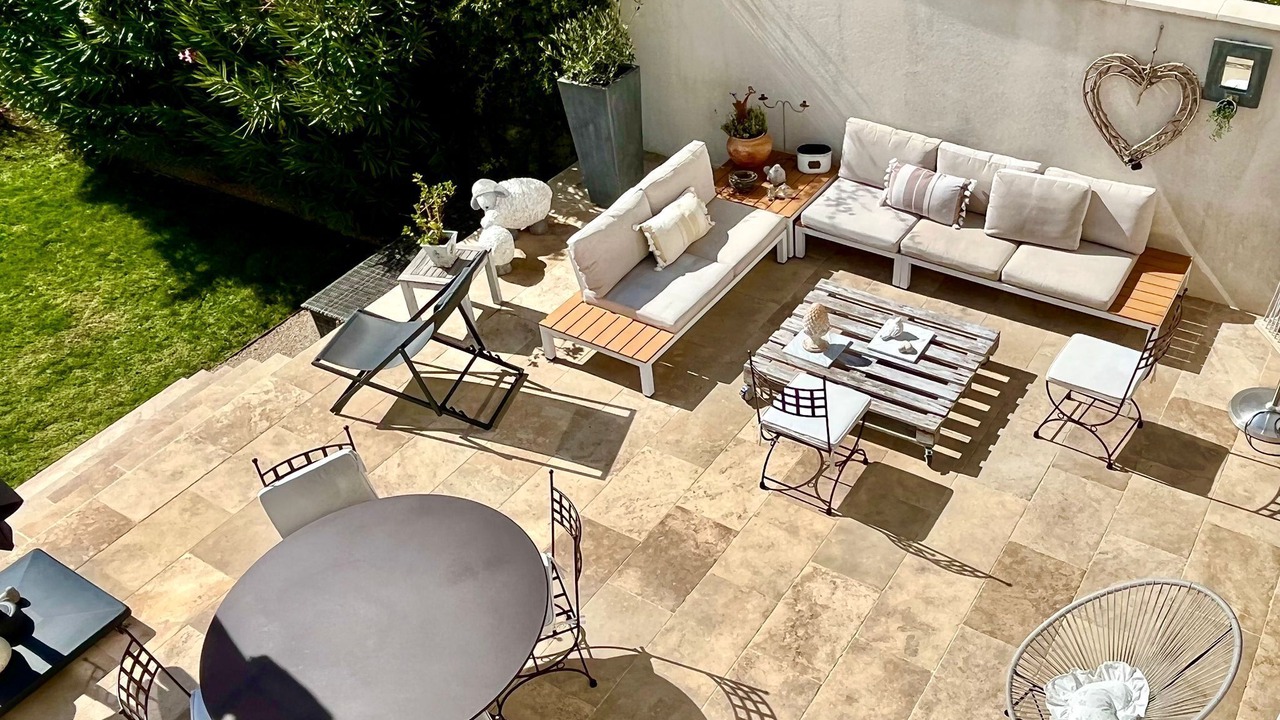 Photo of Outdoor in Villelaure