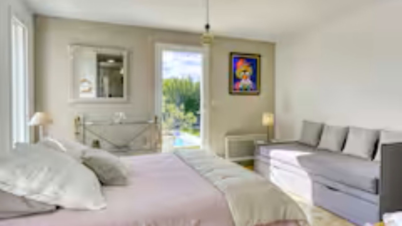 Photo of Bedroom in Villelaure