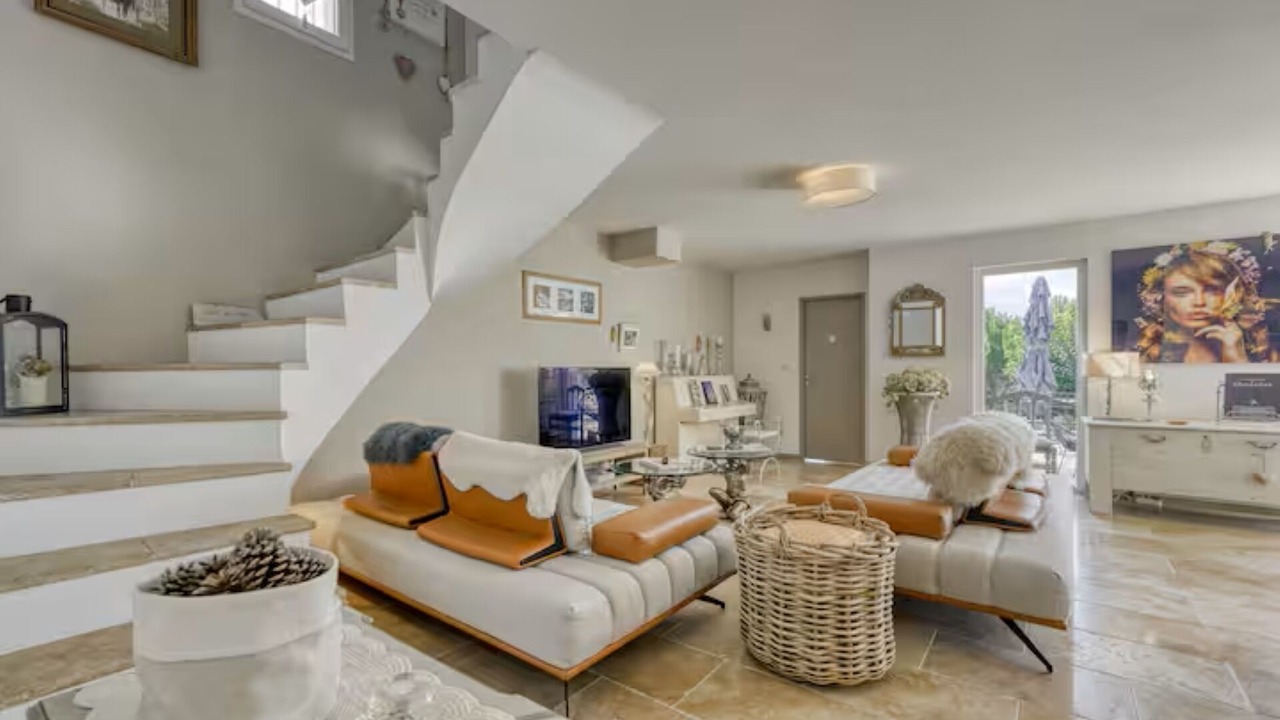 Photo of Livingroom in Villelaure