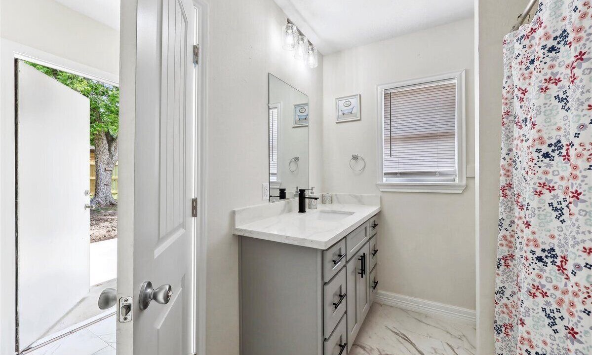 Photo of Bathroom in Bridge City