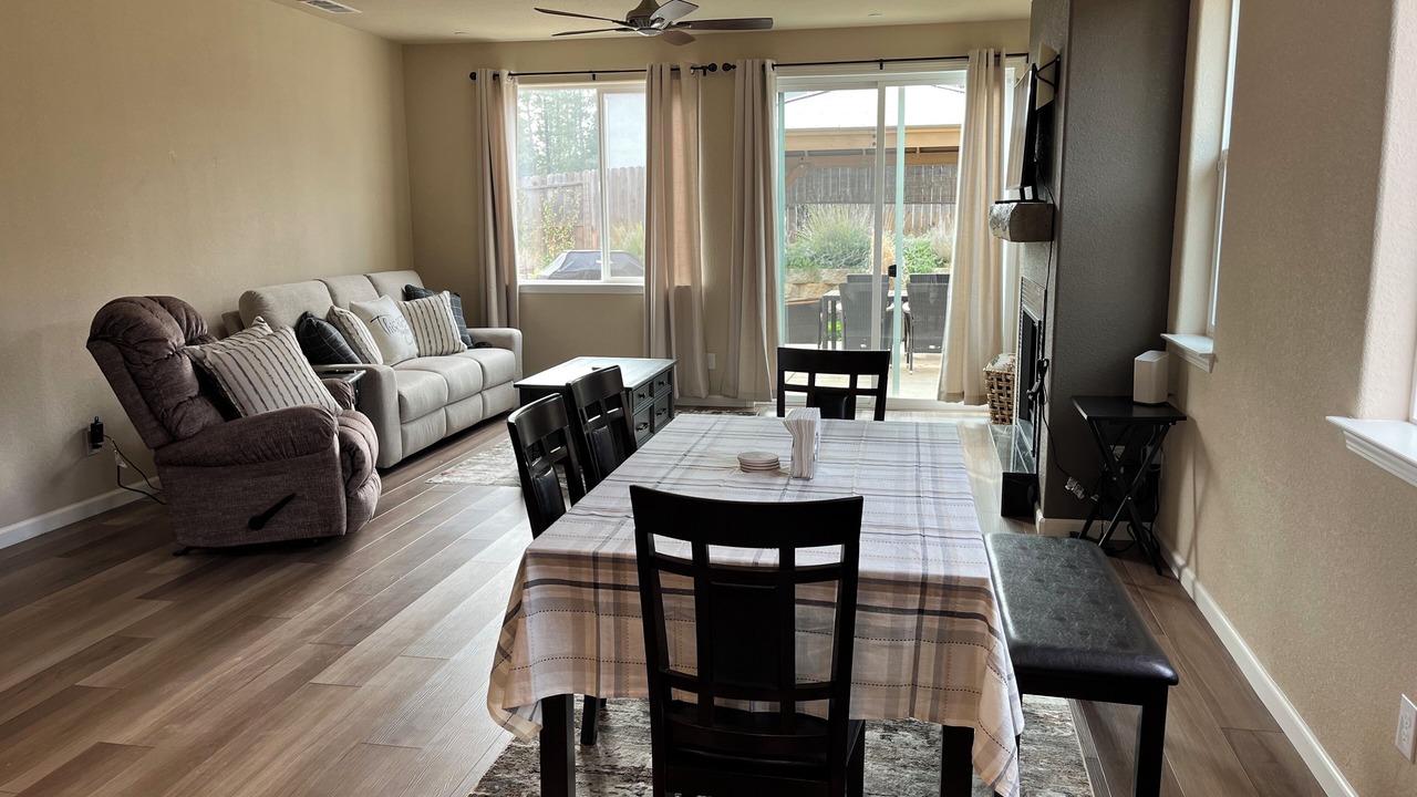 Photo of Livingroom in Grass Valley