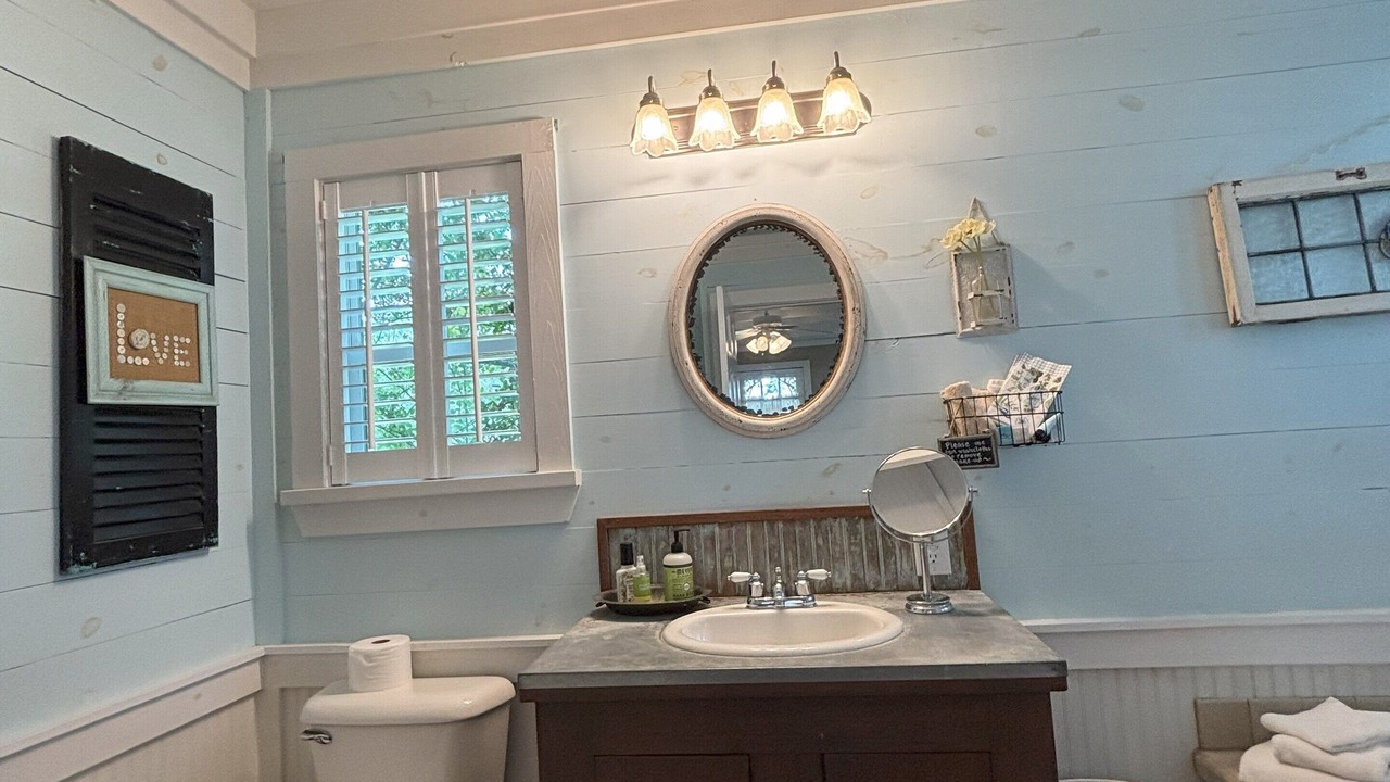 Photo of Bathroom in Brenham