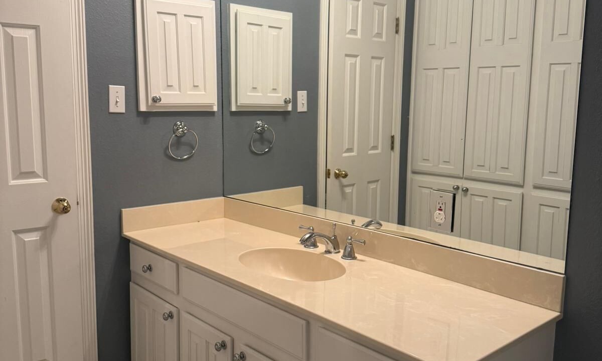 Photo of Bathroom in Oak Lawn