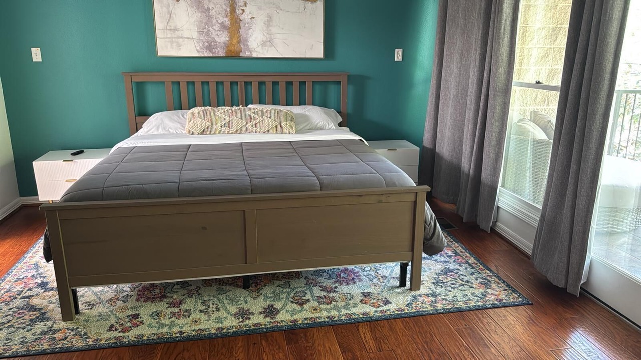 Photo of Bedroom in Oak Lawn