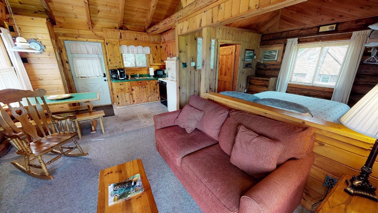 Photo of Livingroom in Gaines