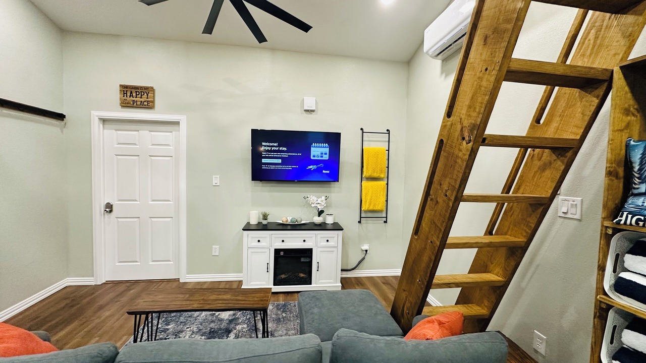 Photo of Livingroom in Kountze