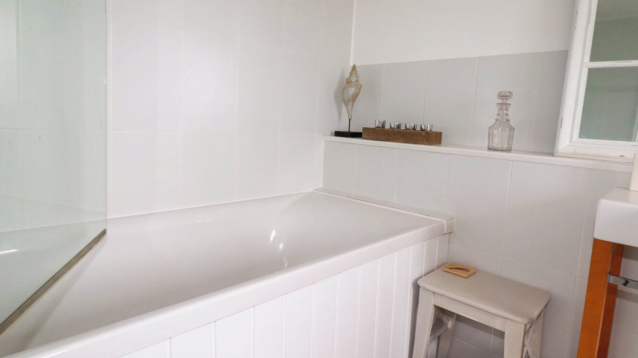 Photo of Bathroom in Trebetherick