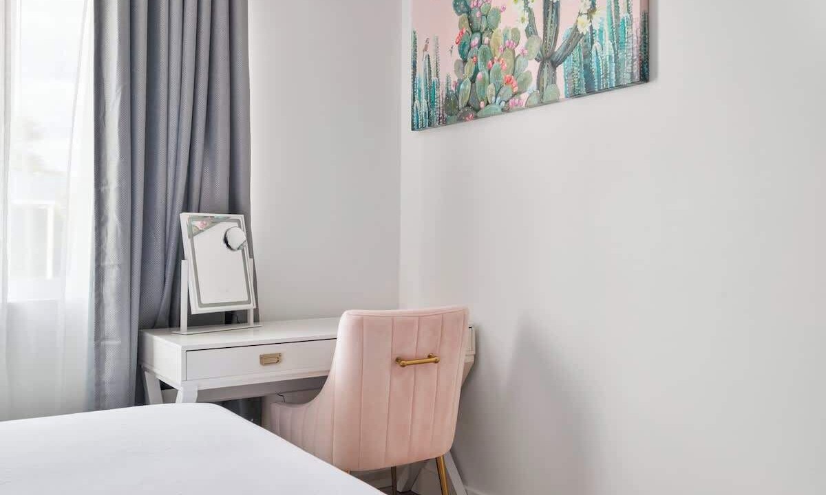 Photo of Bedroom in New Papago Parkway