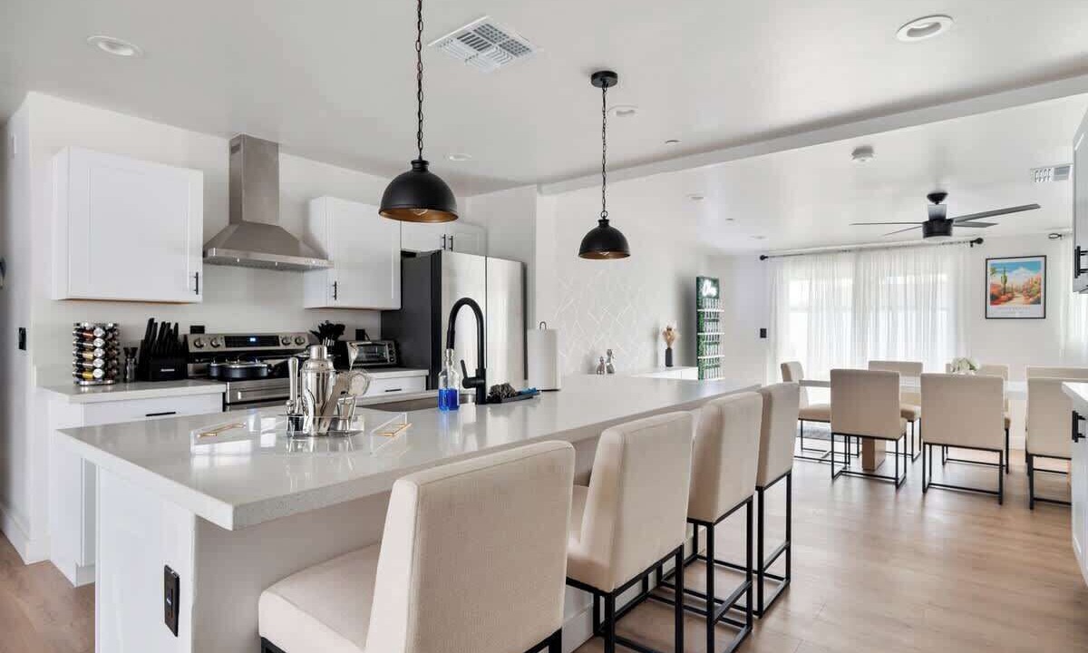 Photo of Kitchen in New Papago Parkway
