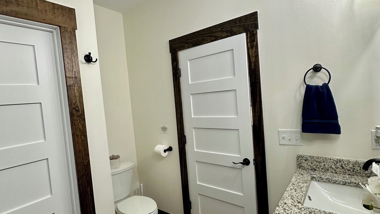 Photo of Bathroom in Zavalla