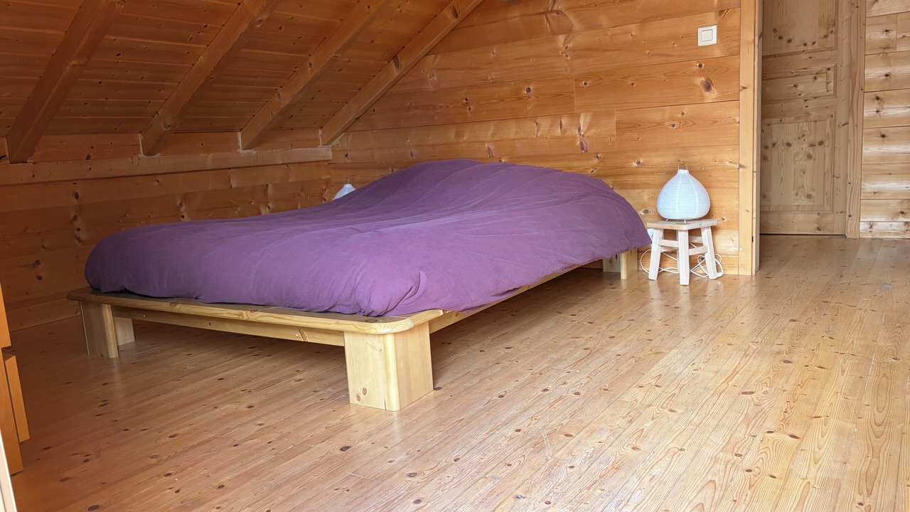Photo of Bedroom in Premanon