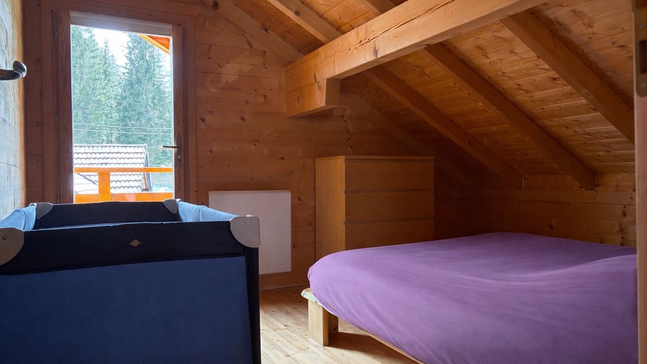 Photo of Bedroom in Premanon