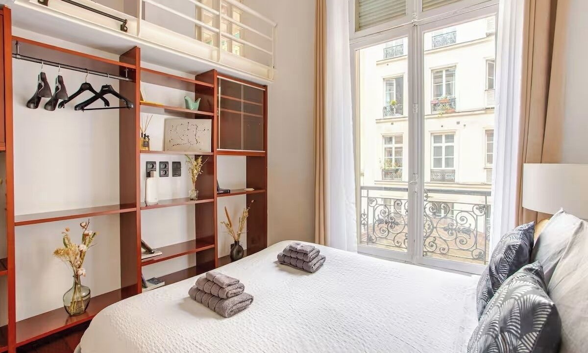 Photo of Bedroom in Arts-et-Metiers